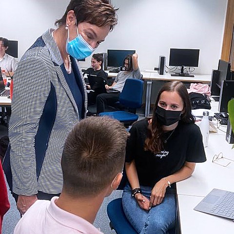 Klassenbesuch. Vergrösserte Ansicht