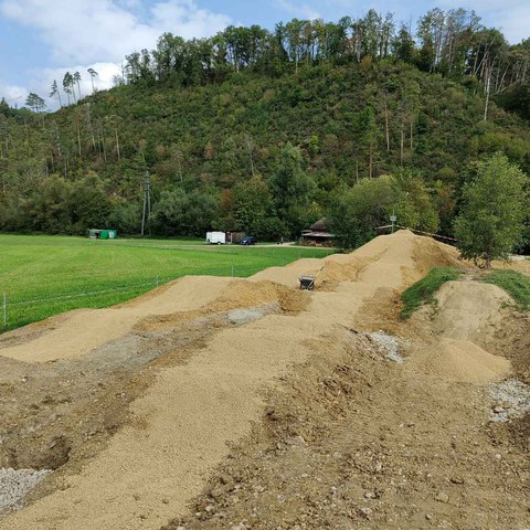 Bikepark-Hölstein Ausbau 2.jpg. Vergrösserte Ansicht