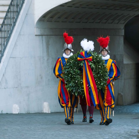 Kranzniederlegung1.jpg. Vergrösserte Ansicht