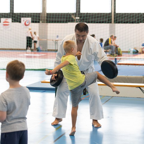 Karate.jpg. Vergrösserte Ansicht