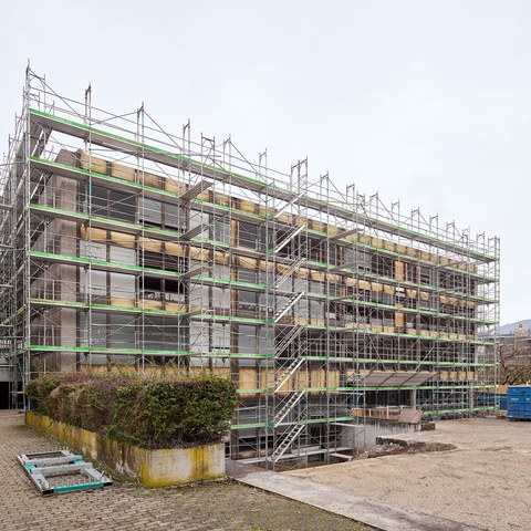 Aussenansicht im Bau (c) Roman Weyeneth. Vergrösserte Ansicht
