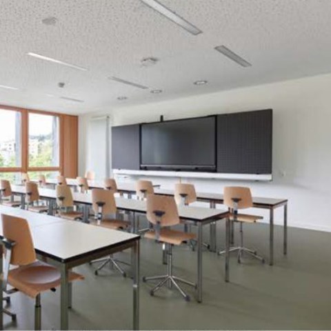 Schulzimmer (c) Roman Weyeneth. Vergrösserte Ansicht