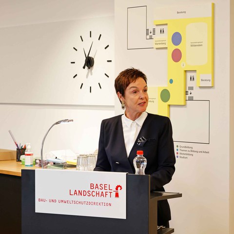 Bild 3 - Monica Gschwind, Regierungsrätin und Vorsteherin der Bildungs-, Kultur und Sportdirektion.jpg. Vergrösserte Ansicht