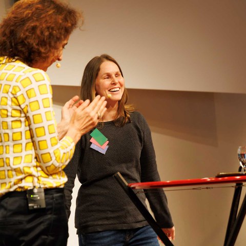 Interview mit Paola Pitton und Tina Schai.jpg. Vergrösserte Ansicht